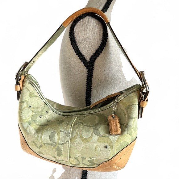 Coach 2004 Limited Edition Green Lady bug Soho Hobo Signature Optic Bag Rare - Picture 4 of 14